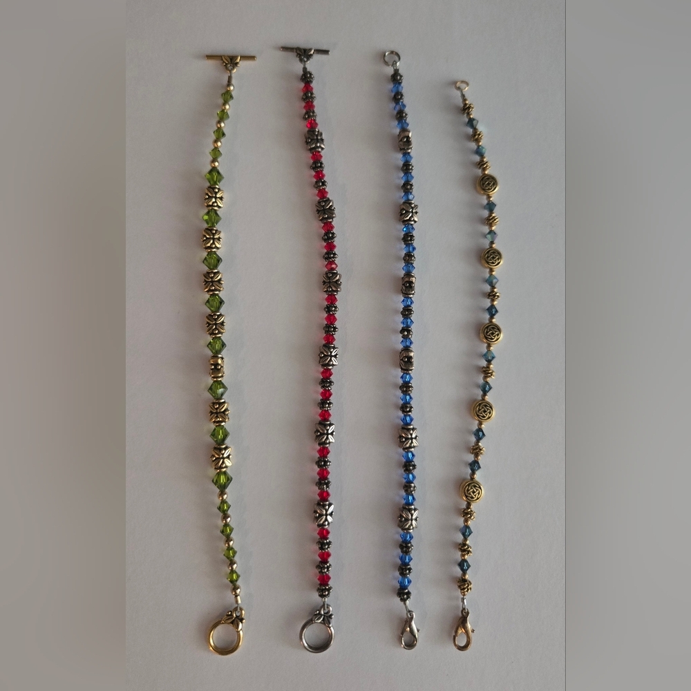 Elegant Beaded Bracelet Set - Green, Red, Blue, Gold Handmade